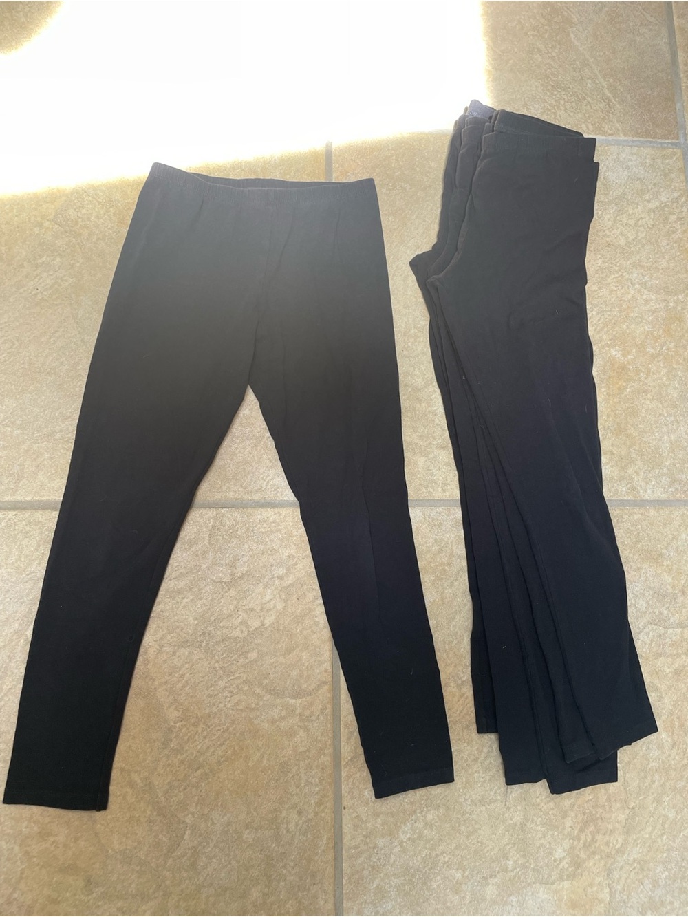 Children’s place plain black leggings bundle of 7 pair